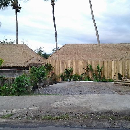 Rinjani Trails Hotel Сенару Экстерьер фото